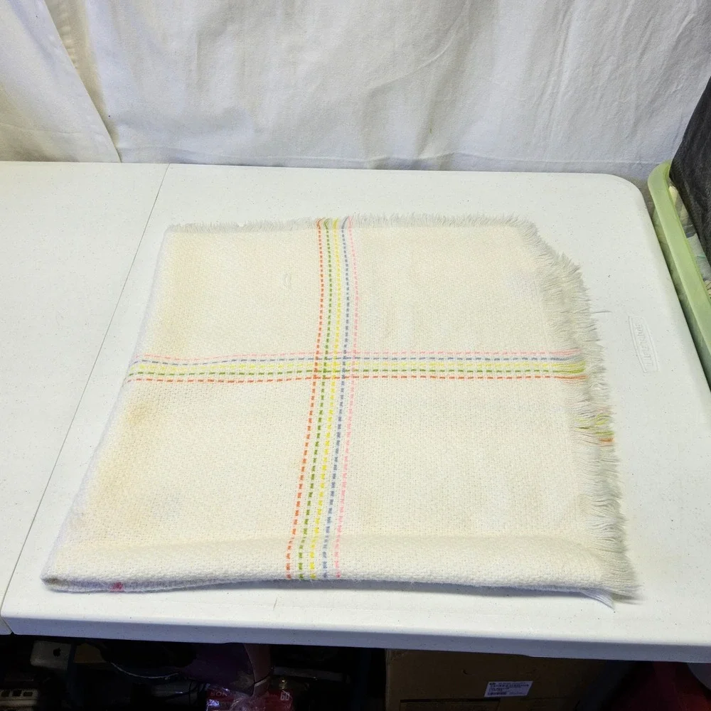 The Three Weavers Baby Blanket Kids OS‎ White Vintage Handwoven Orlon Bear Plaid